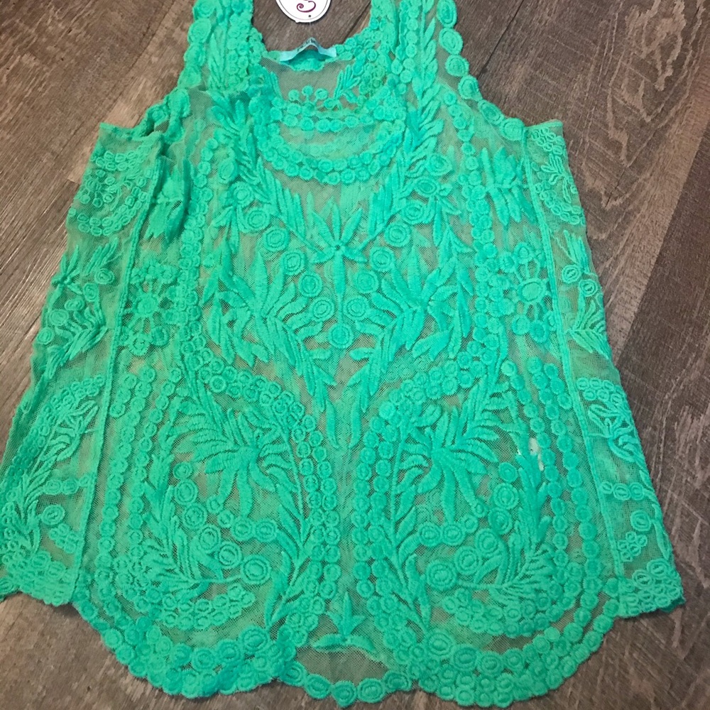 Karlie Top!!!!!! Size S/M